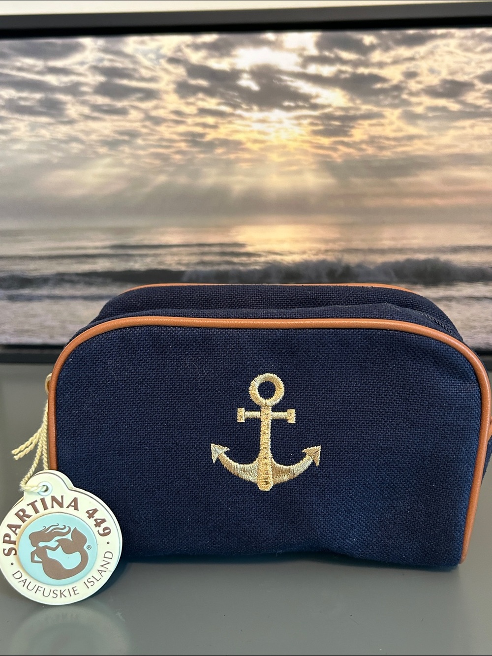 Spartina 449 NWT Linen and Leather Travel Pouch.